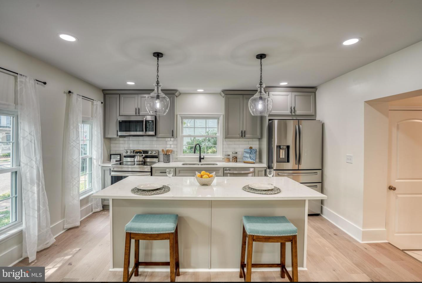 Kitchen-modern-redburn | redbarnhomedecors